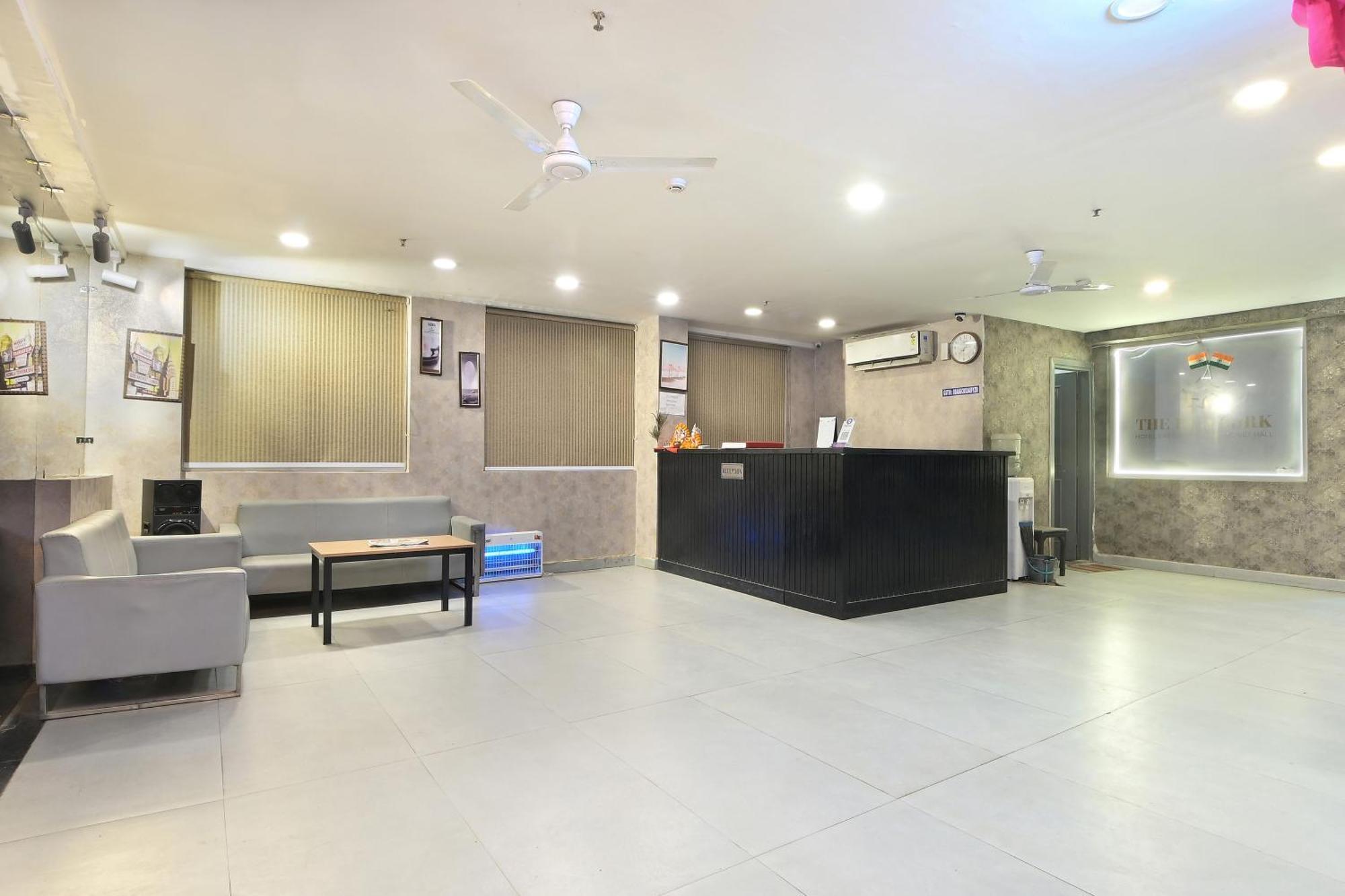 Hotel Red York By Byob Hotels نويدا المظهر الخارجي الصورة