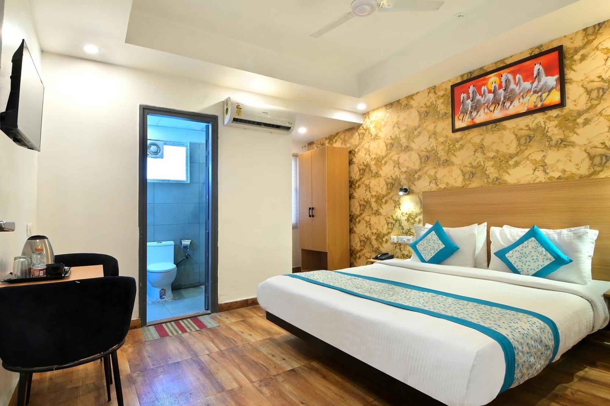 Hotel Red York By Byob Hotels نويدا المظهر الخارجي الصورة