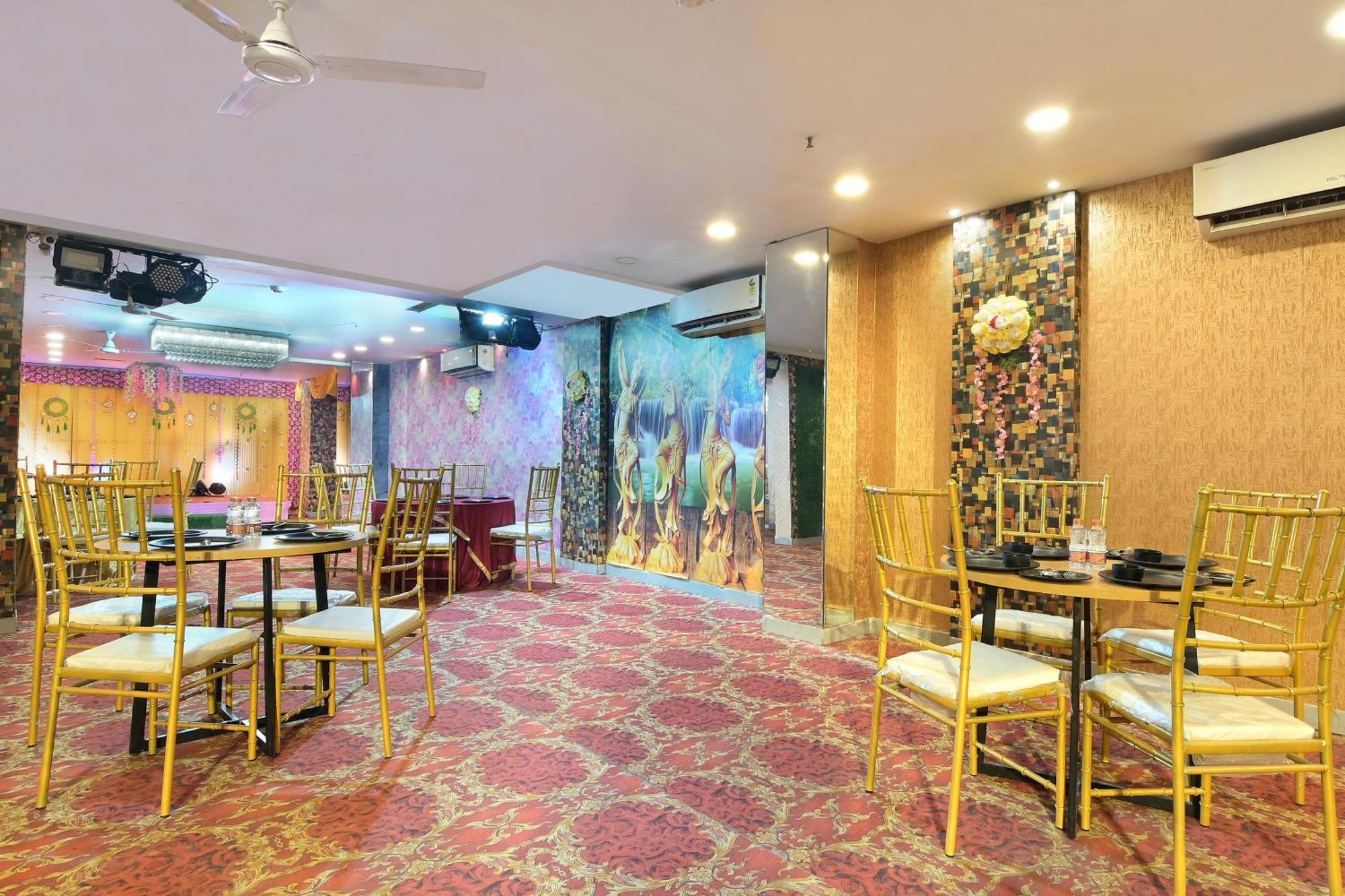 Hotel Red York By Byob Hotels نويدا المظهر الخارجي الصورة
