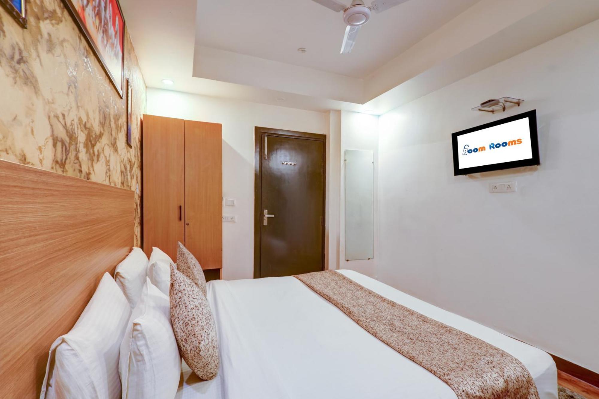 Hotel Red York By Byob Hotels نويدا المظهر الخارجي الصورة